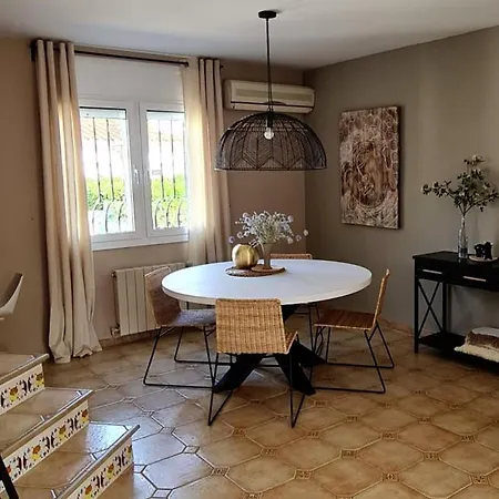 Villa Arenda Lidia *
